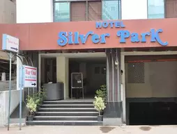 Hotel Silver Park | Telangana - Haydarabad (ve civarı) - Haydarabad