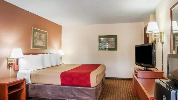 Econo Lodge Inn & Suites | Oregon - Portland (ve civarı) - Hillsboro