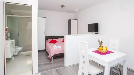 Apartments Villa Roza | Dubrovnik-Neretva - Dubrovnik (ve civarı) - Dubrovnik - Prijevor