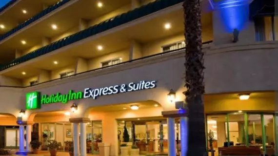 Holiday Inn Express Hotel & Suites Pasadena-Colorado Boulevard | Kaliforniya - Los Angeles County - San Gabriel Valley