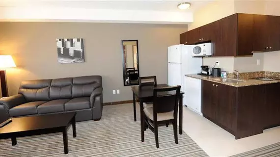 Best Western Plus Peace River Hotel & Suites | Alberta - Peace River (ve civarı) - Peace River