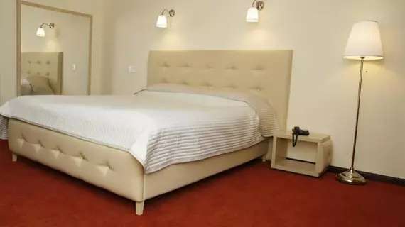 Capitol Hotel | Bükreş (ve civarı) - Bükreş   Kent Merkezi