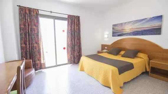 Hotel Brisa | Balearic Adaları - İbiza Adası - Sant Antoni de Portmany