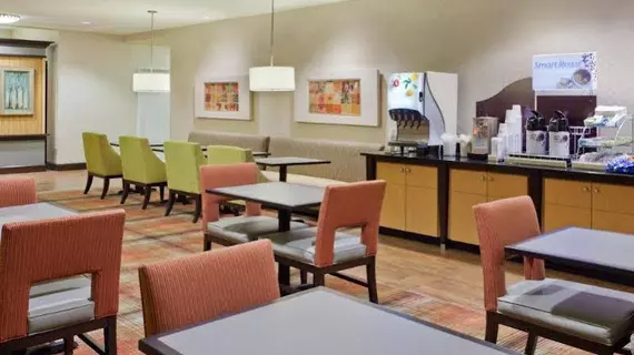 Holiday Inn Express Hotel & Suites Huntsville West - Research Park | Alabama - Huntsville (ve civarı) - Huntsville