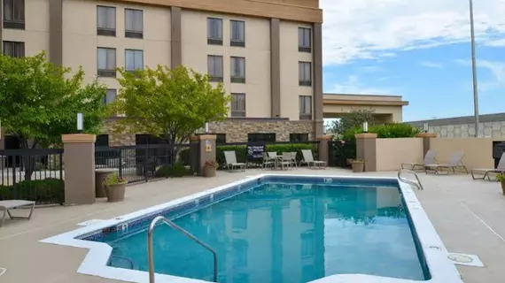 Best Western Plus Wichita West Airport Inn | Kansas - Wichita (ve civarı) - Viçita