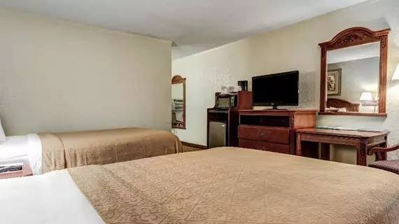 Quality Inn & Suites El Paso | Teksas - El Paso (ve civarı) - El Paso