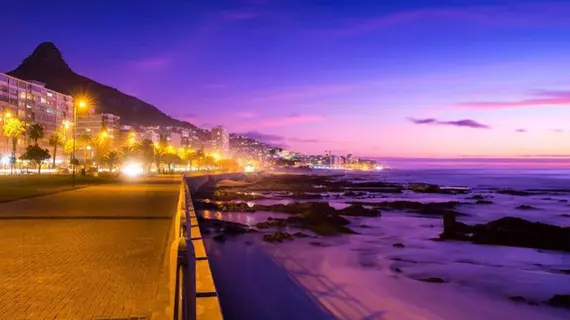 Radisson Blu Le Vendome Hotel | West Coast DC - Drakenstein - Cape Town (ve civarı) - Cape Town - Sea Point Gezinti Yolu - Sea Point