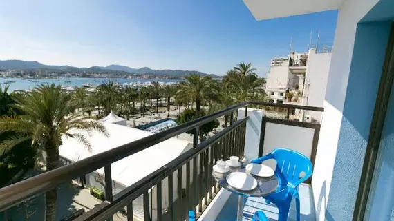 The BLUE Apartments by Ibiza Feeling | Balearic Adaları - İbiza Adası - Sant Antoni de Portmany - West End