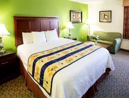 Days Inn & Suites Wichita | Kansas - Wichita (ve civarı) - Viçita