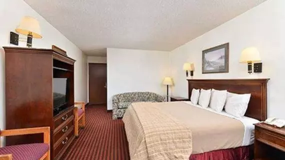 Rodeway Inn & Suites | Oregon - Oregon Coast - Lincoln City