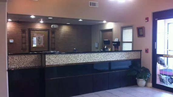 Best Western PLUS Tulsa Inn & Suites | Oklahoma - Tulsa (ve civarı) - Tulsa