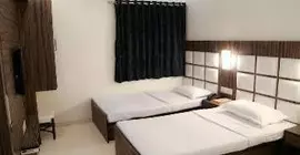 Hotel Golden Plaza | Gujarat - Ahmedabad Bölgesi - Ahmedabad - Ahmedabad Kent Merkezi