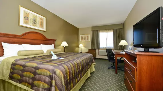 Best Western PLUS Tulsa Inn & Suites | Oklahoma - Tulsa (ve civarı) - Tulsa