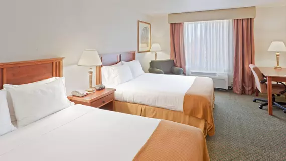 Holiday Inn Express Hotel & Suites Lancaster-Lititz | Pensilvanya - Lancaster (ve civarı) - Lititz