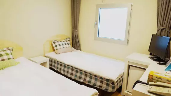 Click Hotel | Gyeonggi - Seul (ve civarı) - Seul - Myeongdong