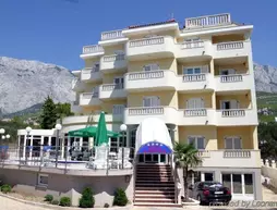 Hotel Conte | Split-Dalmaçya - Baska Voda