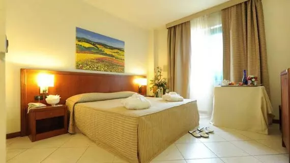 Hotel Parisi | Piedmont - Turin (ve civarı) - Nichelino