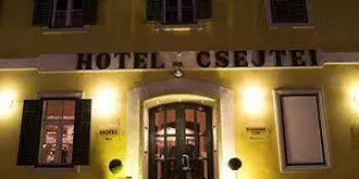 Hotel Csejtei