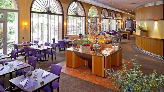 Novotel Toulouse Centre Compans Caffarelli | Occitanie - Haute-Garonne - Toulouse (ve civarı) - Toulouse - Toulouse   Kent Merkezi