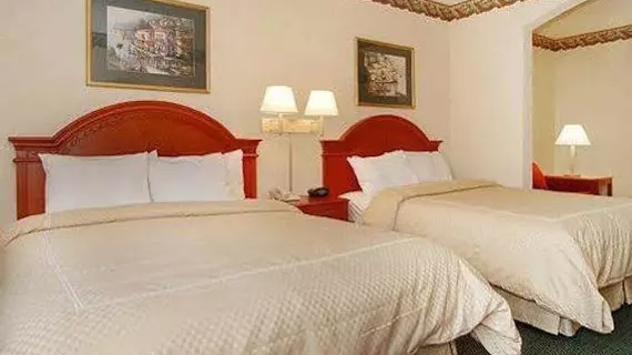 Quality Inn Lebanon | Tennessee - Nashville-Davidson - Nashville (ve civarı) - Lebanon