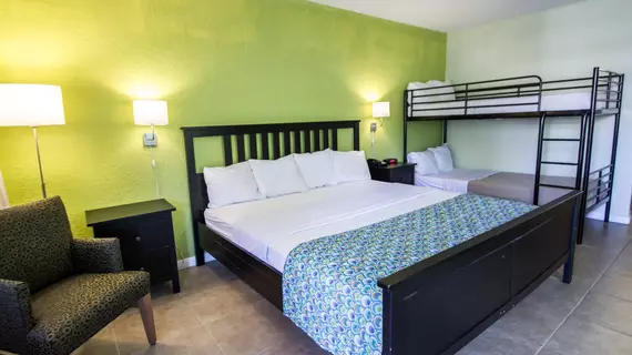 Rodeway Inn & Suites Fort Lauderdale Airport / Cruise Port | Florida - Fort Lauderdale (ve civarı) - Fort Lauderale