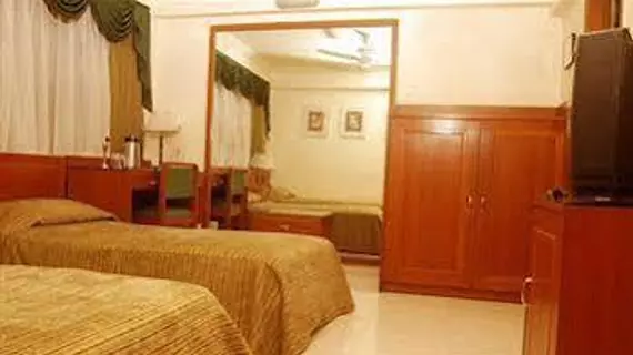 Royal Inn | Maharaştra - Raigad - Bombay (ve civarı) - Bombay - Malad - Batı Banliyöleri