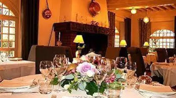 Logis Le Relais Fleuri | Bourgogne-Franche-Comte - Yonne - Sauvigny-le-Bois