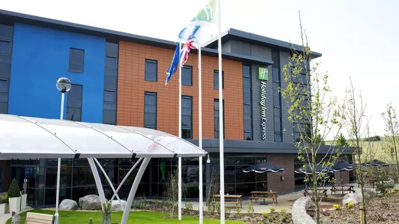 Holiday Inn Express Dunstable | Bedfordshire (kontluk) - Dunstable