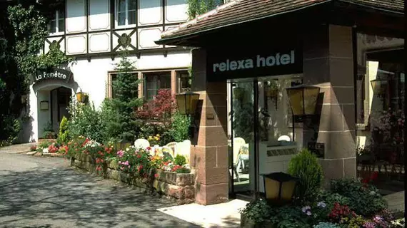 relexa Waldhotel Schatten | Baden-Wuerttemberg - Rems-Murr-Kreis - Stuttgart (ve civarı) - Stuttgart - Büsnau