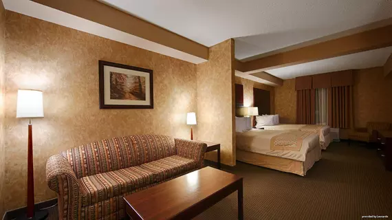 Best Western Plus Muskoka Inn | Ontario - Muskoka - Huntsville (ve civarı) - Huntsville