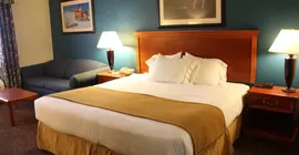 Holiday Inn Express Mackinaw City | Michigan - Mackinaw City