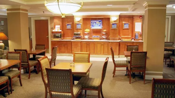 Holiday Inn Express & Suites Birmingham-Irondale | Alabama - Birmingham (ve civarı) - Irondale