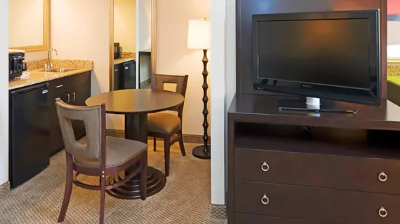 Holiday Inn Express Hotel & Suites Kendall East-Miami | Florida - Miami (ve civarı) - Miami