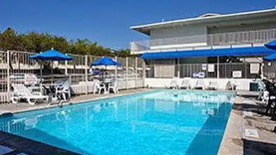 Motel 6 Santa Barbara-State | Kaliforniya - Santa Barbara (ve civarı) - Santa Barbara