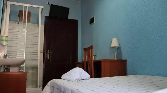 Hostal Estela | Madrid Özerk Topluluğu - Madrid (ve civarı) - Madrid