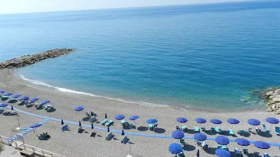 Hotel Il Mulino | Sicilya - Messina (vilayet) - Capo d'Orlando