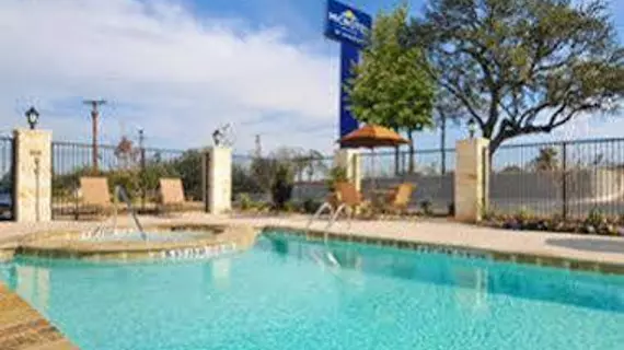 Microtel Inn & Suites by Wyndham San Antonio by SeaWorld | Teksas - San Antonio (ve civarı) - San Antonio