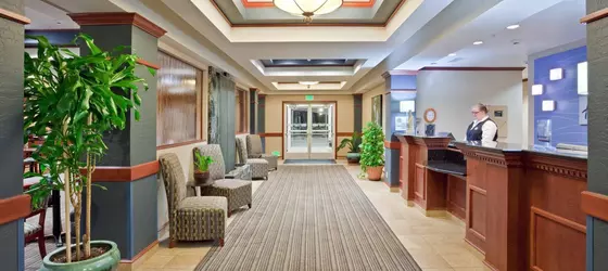 Holiday Inn Express Hotel & Suites Ashland | Oregon - Medford (ve civarı) - Ashland