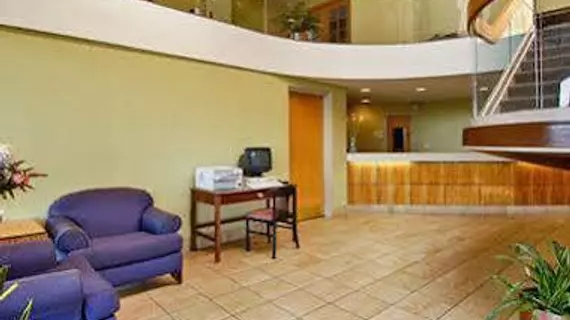 Days Inn & Suites Northwest Indianapolis | Indiana - Indianapolis (ve civarı) - Indianapolis