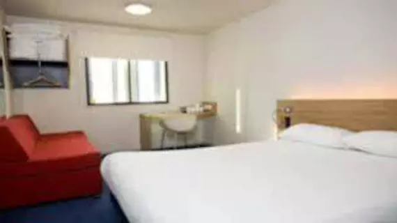 Travelodge London Tower Bridge | Londra (ve civarı) - Tower Hamlets - Tower Hill