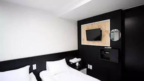 Ekonomy Hotel Myeongdong Premier | Gyeonggi - Seul (ve civarı) - Seul - Myeongdong