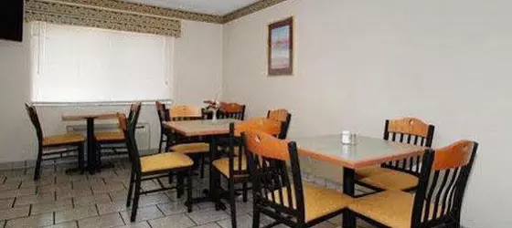 Quality Inn Scottsburg | Indiana - Madison (ve civarı) - Scottsburg