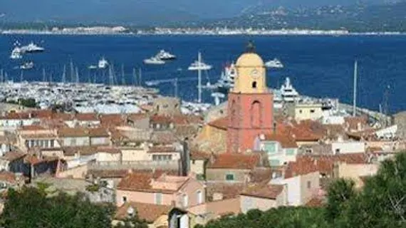 Hôtel de Paris Saint-Tropez | Provence - Alpes - Cote d'Azur - Var - Sainte-Maxime - Saint-Tropez (ve civarı) - Saint-Tropez - Saint-Tropez Kent Merkezi