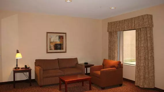 Hampton Inn & Suites Greensburg | Indiana - Greensburg (ve civarı) - Greensburg