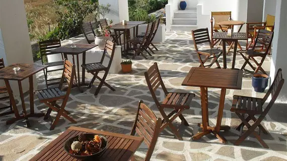 Fikas Hotel | Ege Adaları - Naxos