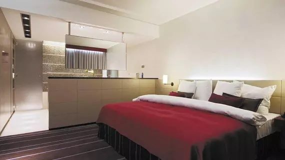 Radisson Blu Media Harbour Hotel, Düsseldorf | Kuzey Ren-Westfalia - Düsseldorf (ve civarı) - Düsseldorf - Unterbilk