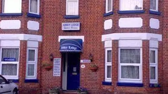 Abbey Lodge - Guest house | Hampshire (kontluk) - Southampton - Ocean Village - Southampton Kent Merkezi