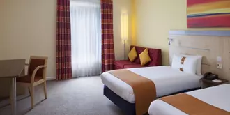 Holiday Inn Express Cheltenham Town Centre