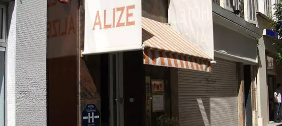 Hôtel Alizé | Provence - Alpes - Cote d'Azur - Var - Cannes (ve civarı) - Cannes - Palais des Festivals - Old Port