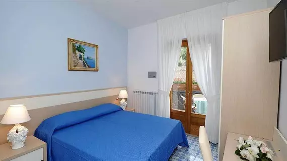 Villa Adriana B&B | Campania - Salerno (il) - Amalfi